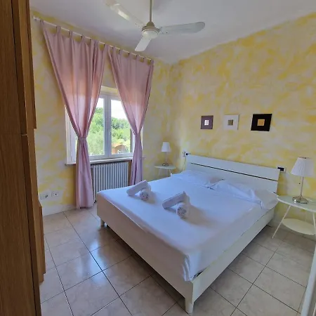 Fuoriporta Affitti Brevi - Girasole * פארמה